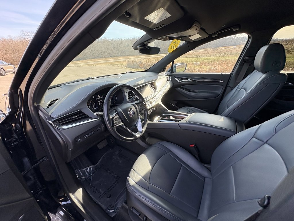 Used 2024 Buick Enclave Premium image 35