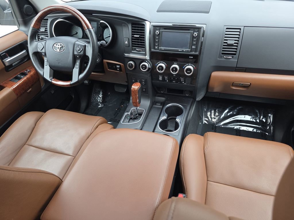 Used 2019 Toyota Sequoia Platinum AWD/4WD image 28