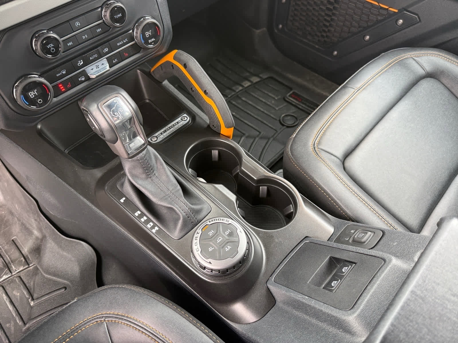 Used 2023 Ford Bronco Badlands image 17