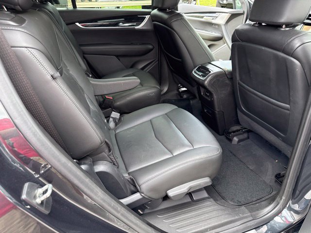 Used 2022 Cadillac XT6 Premium Luxury w/ Technology Package AWD/4WD image 28
