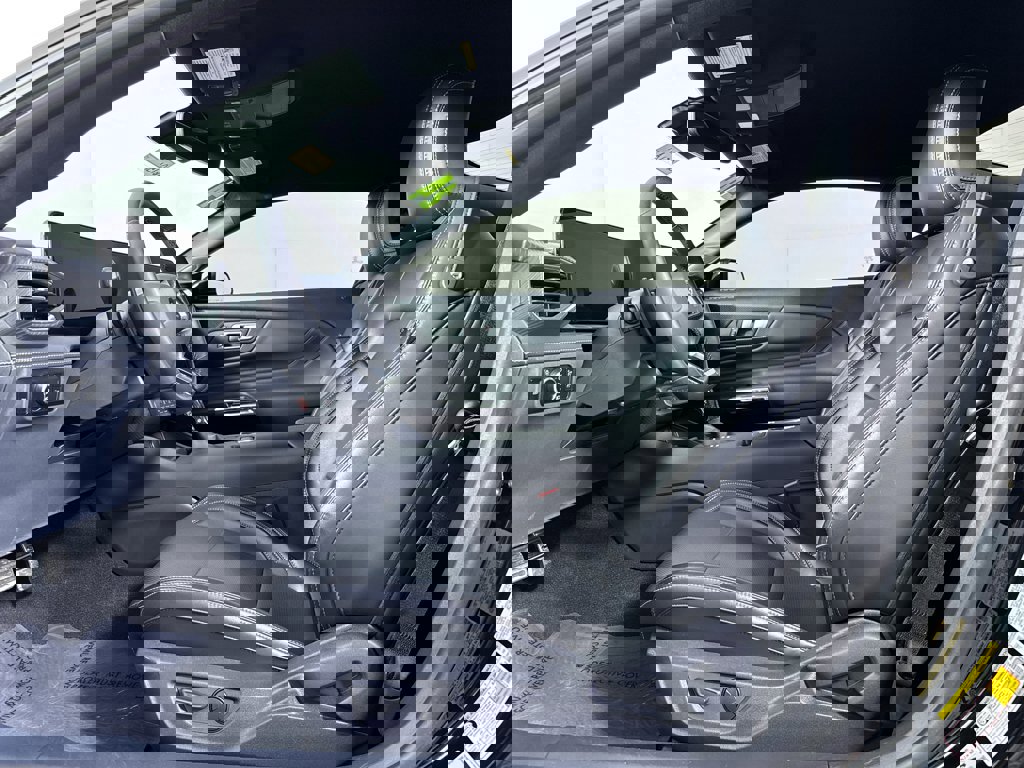 Used 2024 Ford Mustang GT Premium image 7