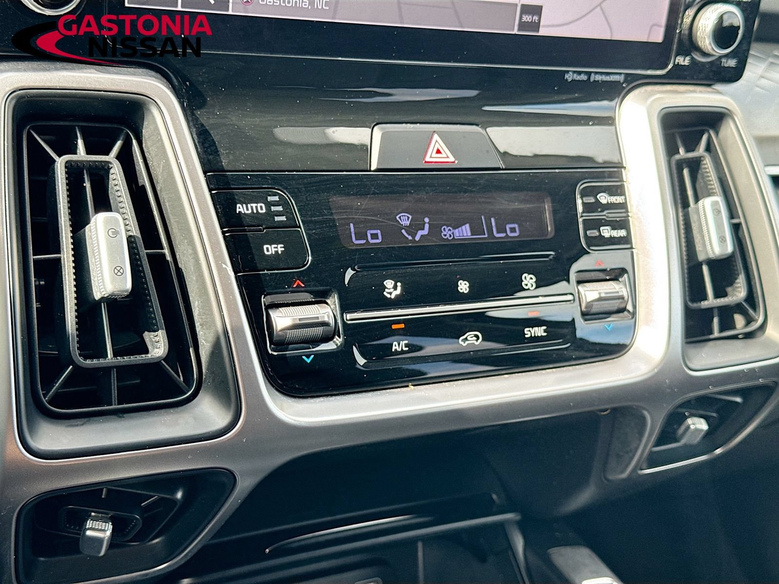 Used 2022 Kia Sorento S FWD image 21