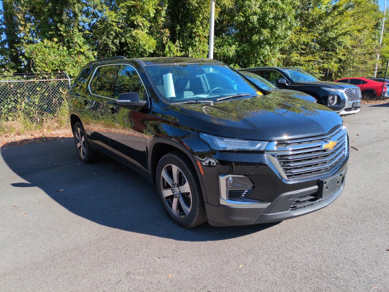 Used 2023 Chevrolet Traverse LT w/ LT Premium Package