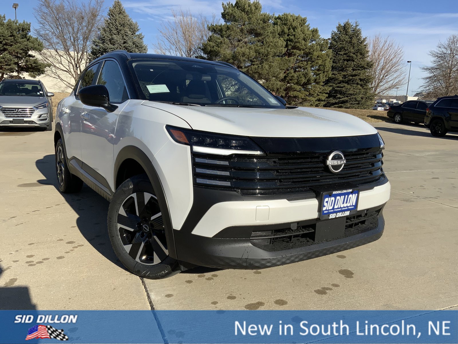 New 2026 Nissan Kicks SV w/ SV Premium Package image 2