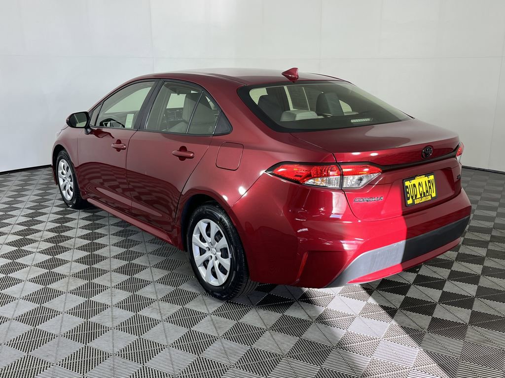 Used 2022 Toyota Corolla LE image 8