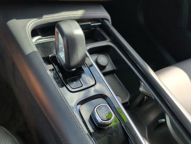 Certified 2025 Volvo XC90 T8 Core w/ Protection Package image 22