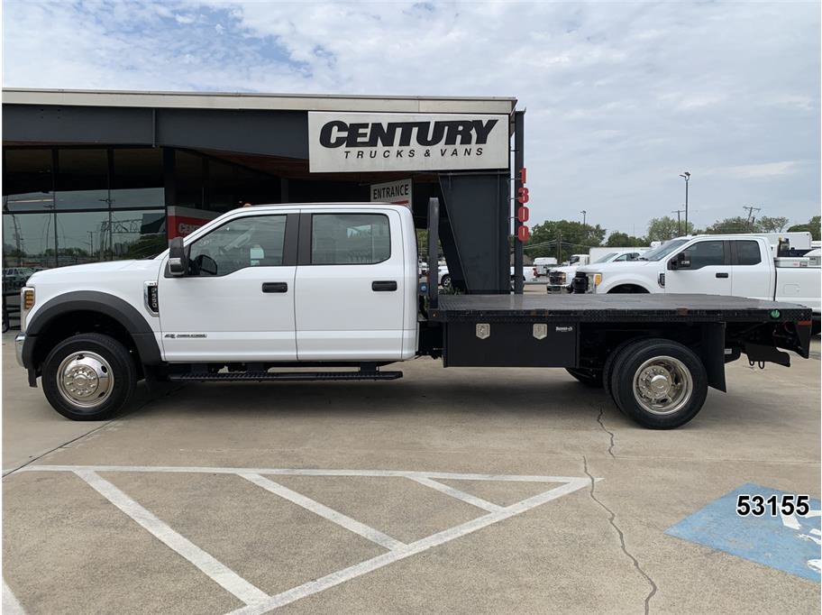 Used 2019 Ford F550 4x4 Crew Cab Super Duty w/ Power Equipment Group image 4