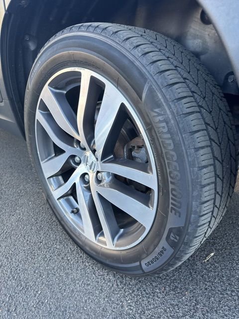 Used 2018 Honda Pilot Touring image 8