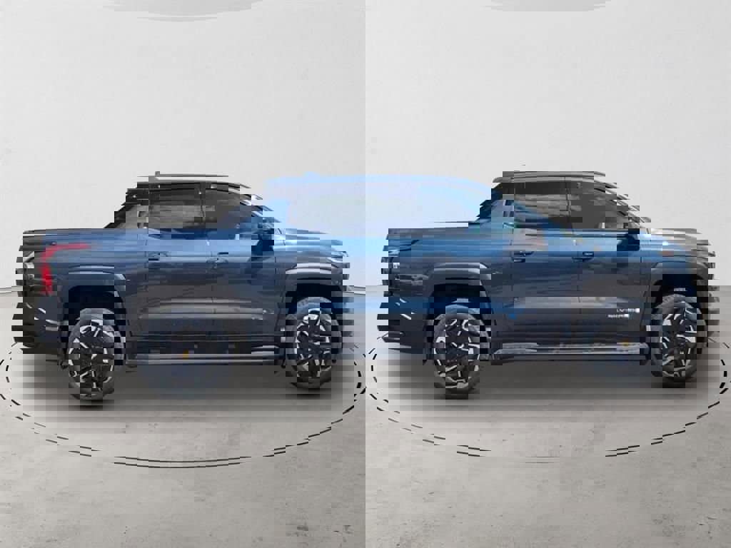 New 2026 Chevrolet Silverado EV LT image 4