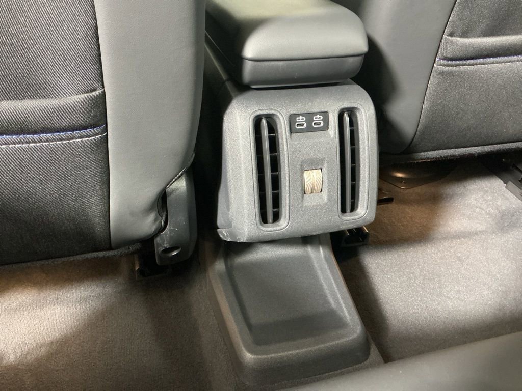 Certified 2025 MINI Cooper Countryman SE AWD/4WD image 24