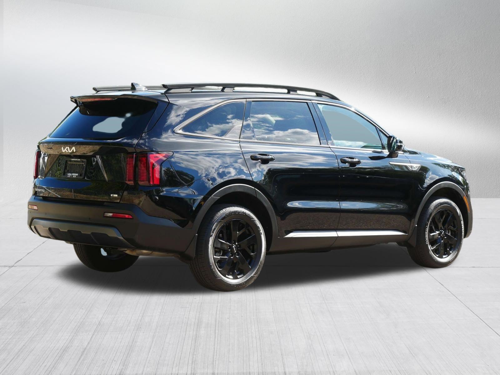 Certified 2023 Kia Sorento S w/ Panoramic Sunroof Package AWD/4WD image 7