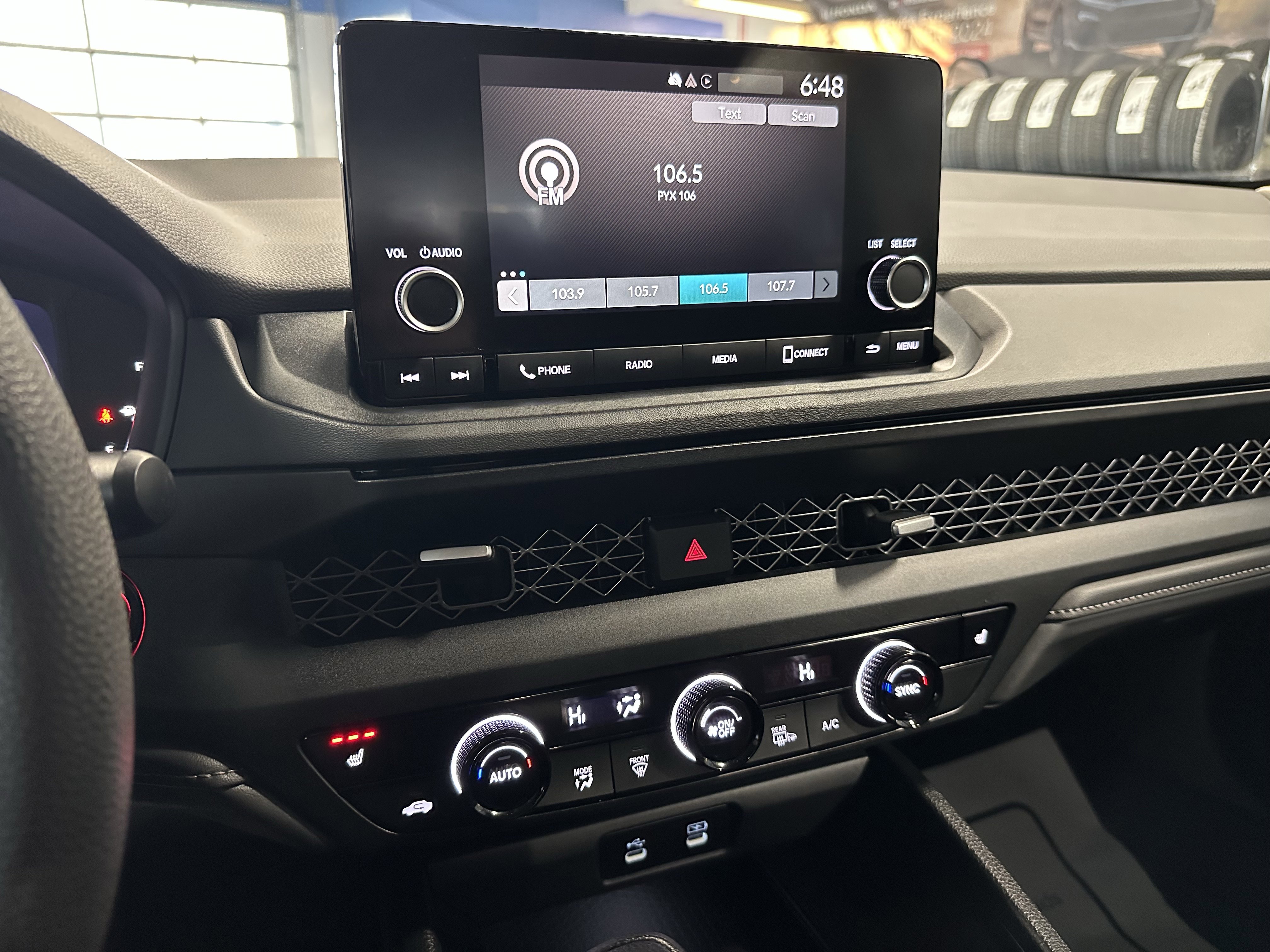 Used 2023 Honda Accord EX image 11