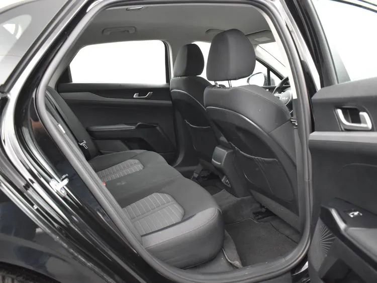 Used 2025 Kia K5 LXS image 17