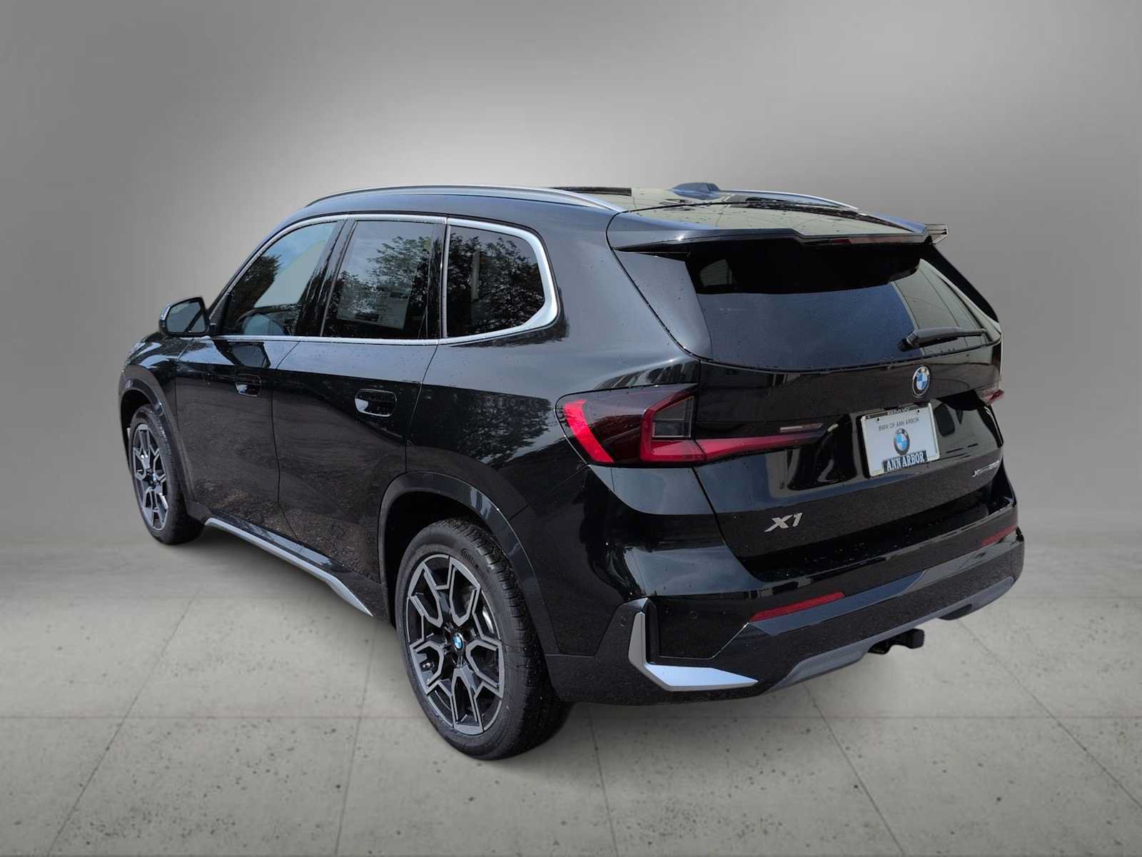 New 2026 BMW X1 xDrive28i w/ Technology Package AWD/4WD image 6