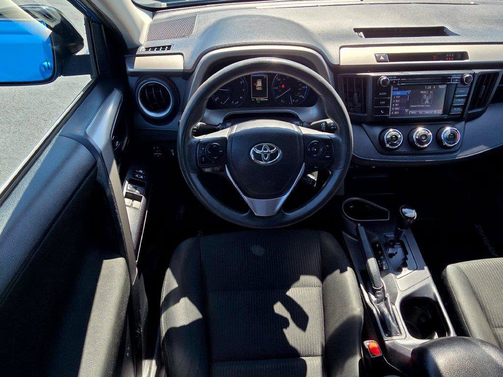 Used 2018 Toyota RAV4 LE w/ All Weather Liner Package FWD image 17