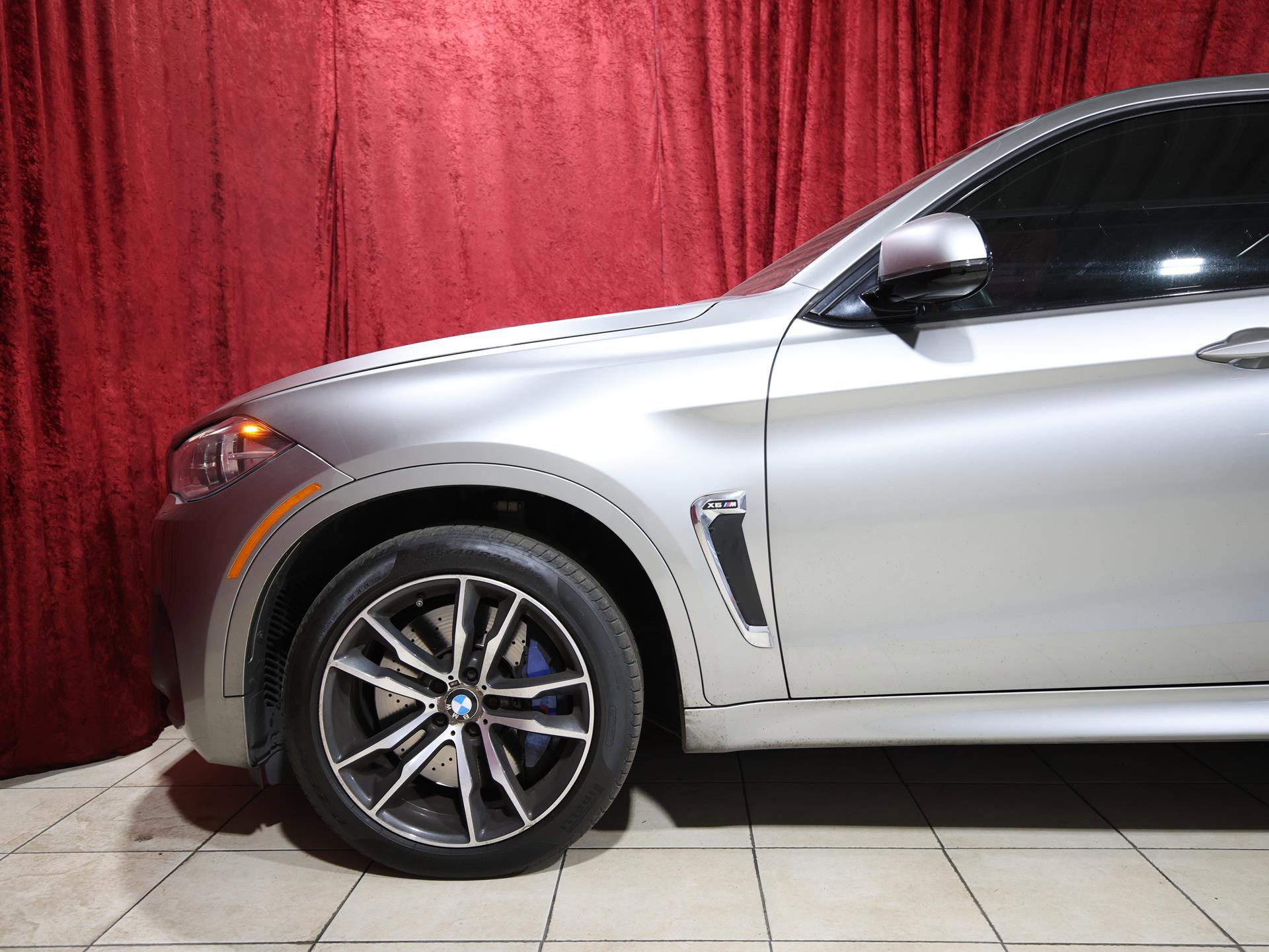 Used 2015 BMW X6 M image 5