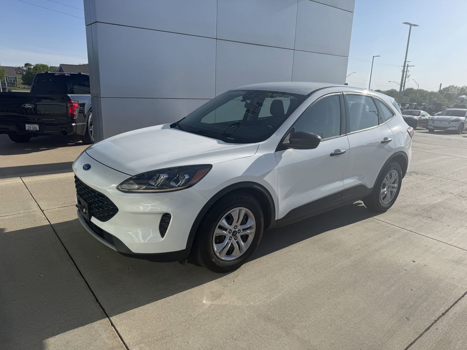 Used 2020 Ford Escape S FWD image 1