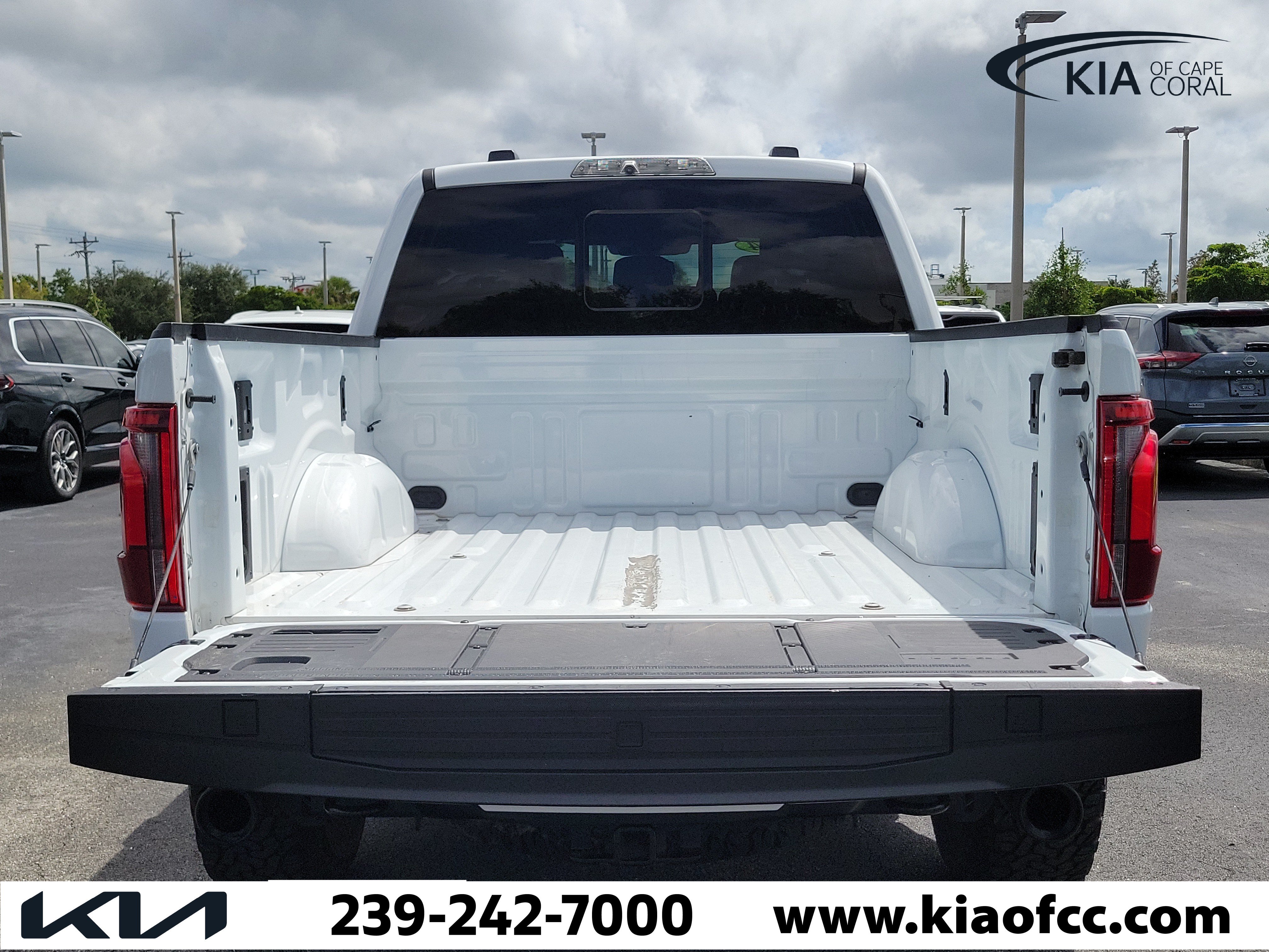 Used 2024 Ford F150 Raptor w/ Equipment Group 803A Raptor R AWD/4WD image 11