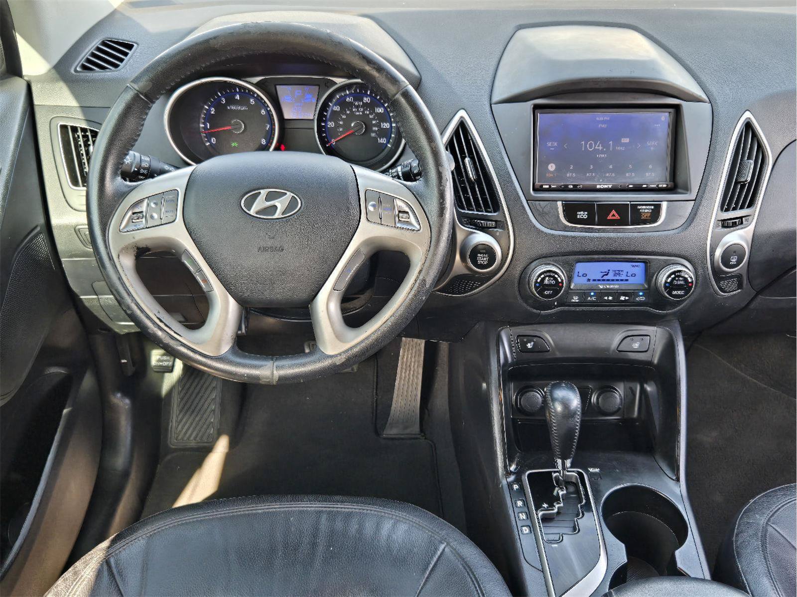 Used 2013 Hyundai Tucson Limited FWD image 25