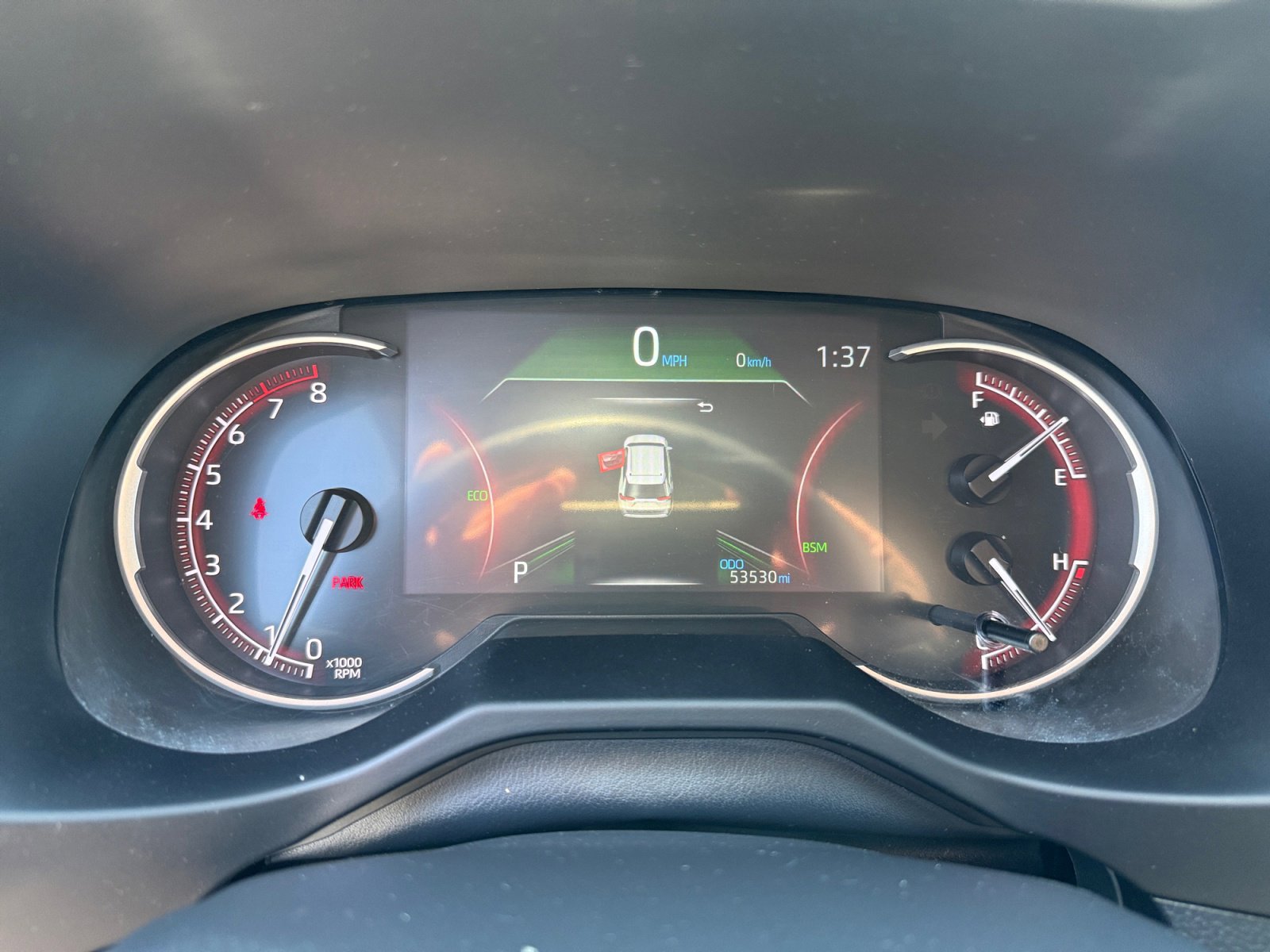 Used 2024 Toyota RAV4 XLE FWD image 11