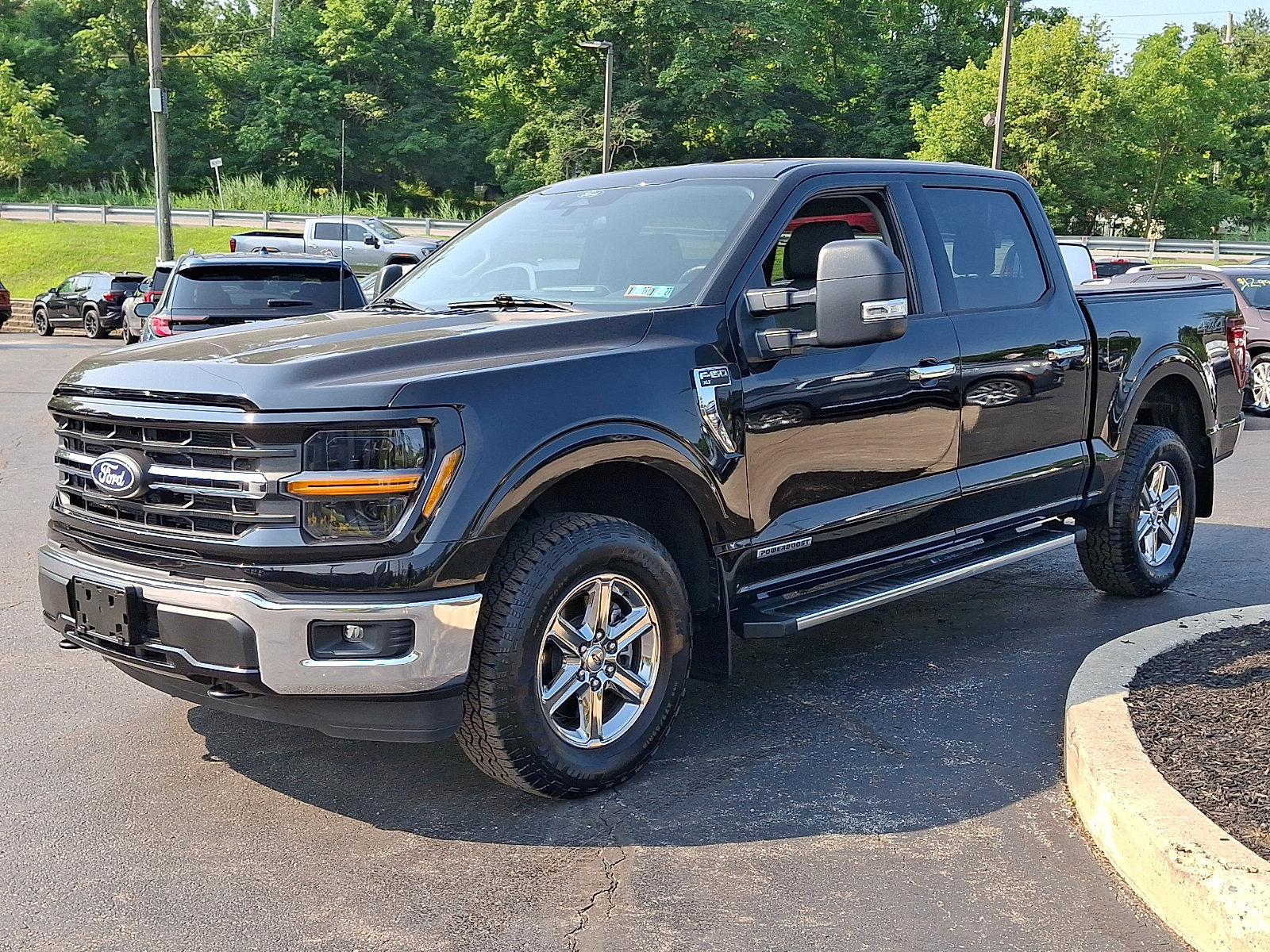 Used 2025 Ford F150 XLT w/ Equipment Group 301A Standard AWD/4WD image 3