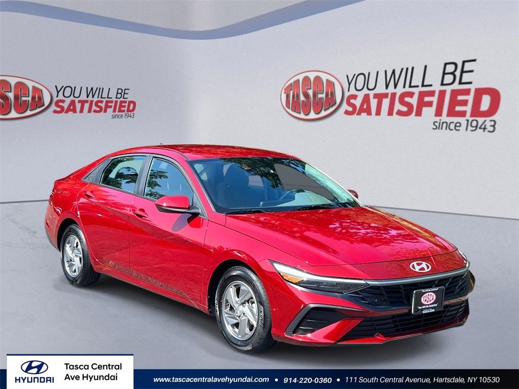 Certified 2024 Hyundai Elantra SE