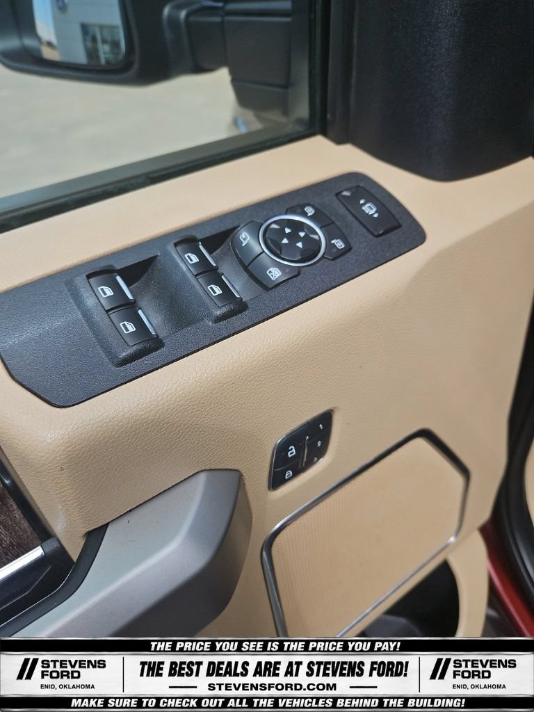 Used 2017 Ford F350 Lariat w/ Lariat Value Package AWD/4WD image 29