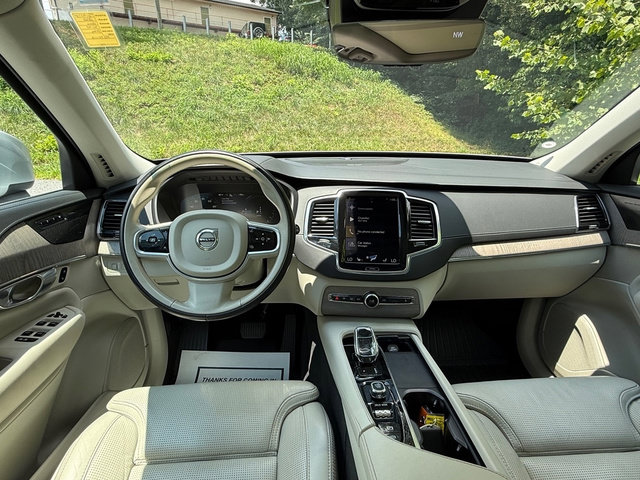 Used 2021 Volvo XC90 T8 Inscription w/ Protection Package Premier AWD/4WD image 10