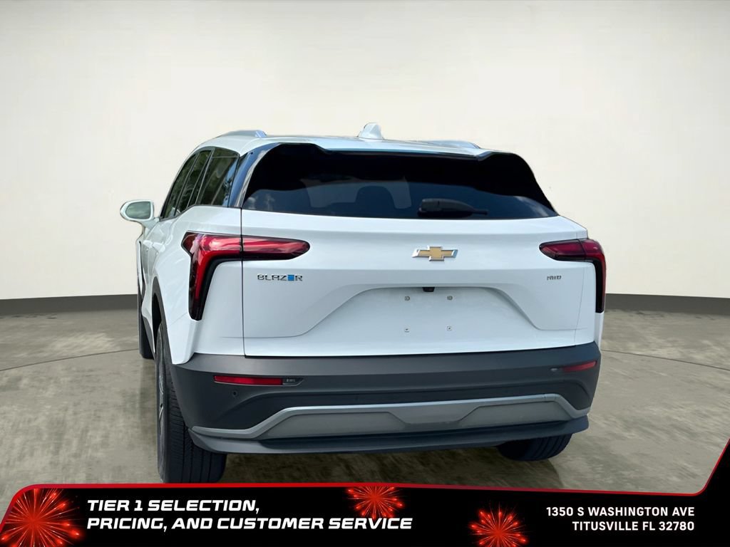 Used 2024 Chevrolet Blazer EV LT AWD/4WD image 10