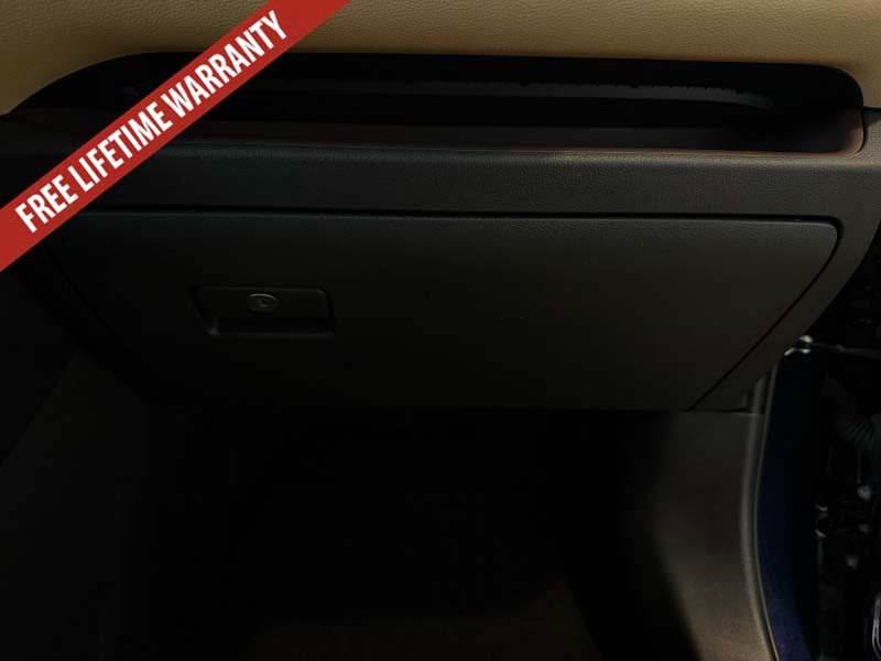 Used 2025 Toyota RAV4 Limited AWD/4WD image 40