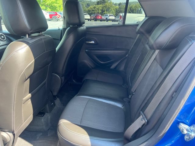 Used 2016 Chevrolet Trax LT w/ LT Convenience Package FWD image 18