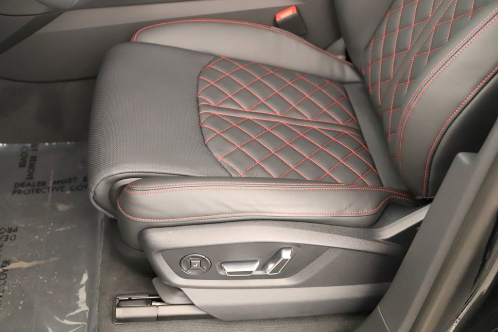 New 2026 Audi SQ8 Prestige image 25