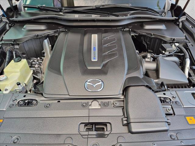 Certified 2024 MAZDA CX-90 Plug-In Hybrid w/ Preferred AWD/4WD image 23