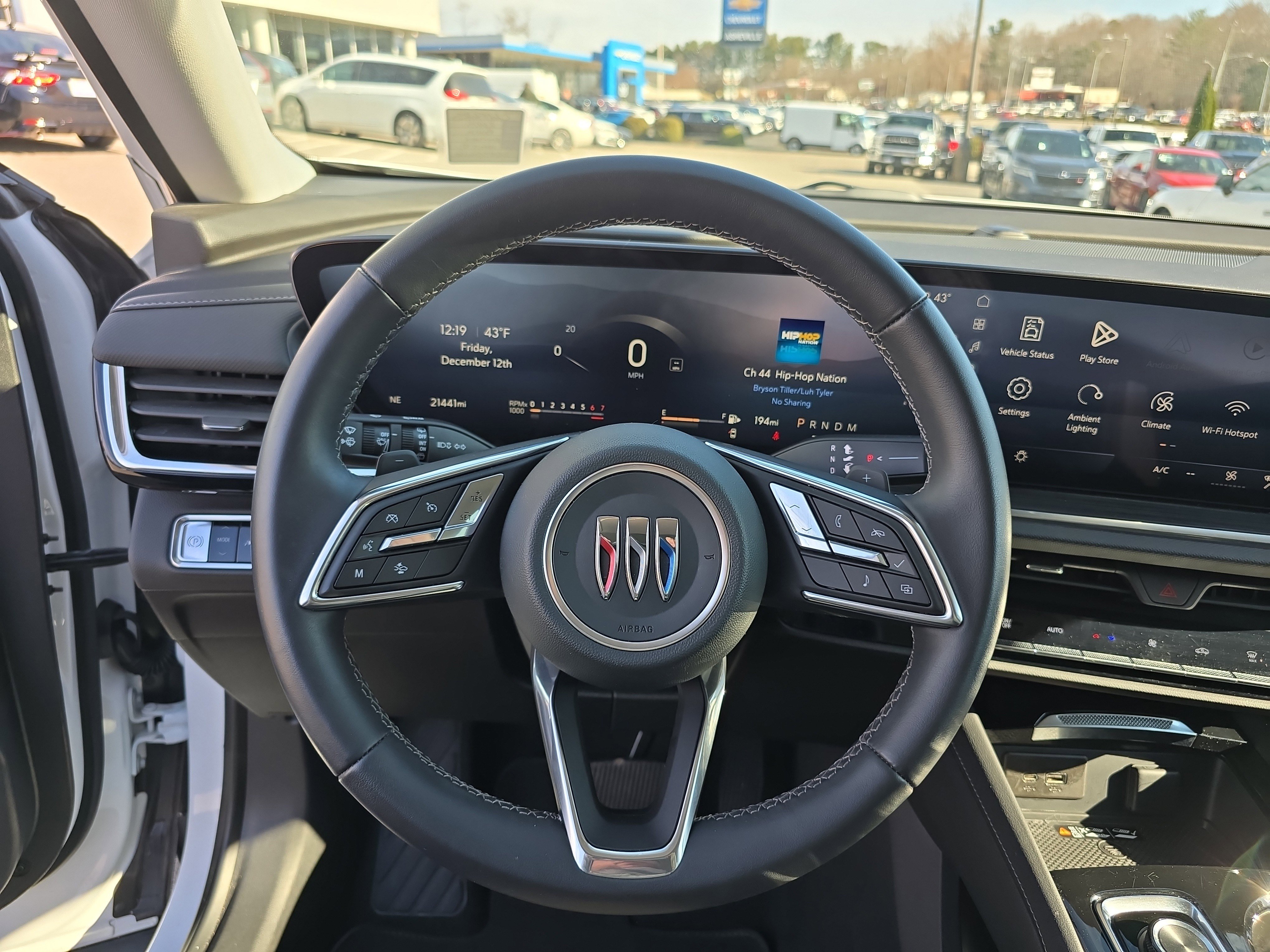 Used 2025 Buick Envision Preferred image 30