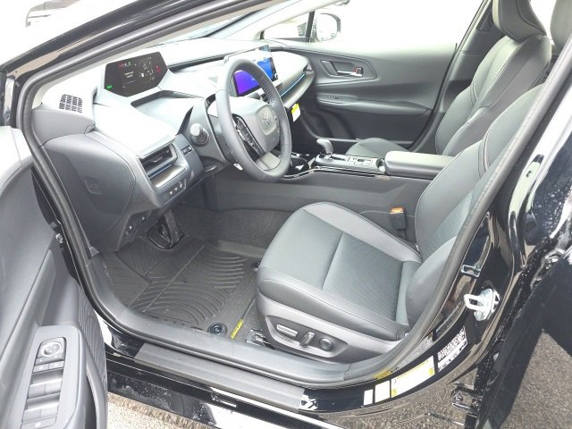 New 2026 Toyota Prius Plug-In Hybrid image 8