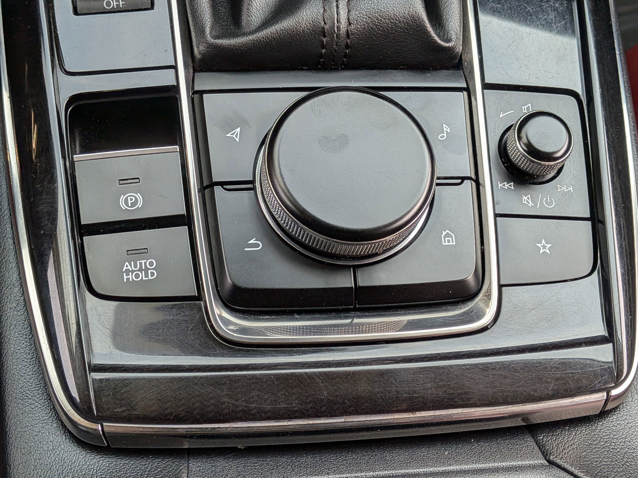 Used 2022 MAZDA CX-30 AWD 2.5 S w/ Preferred Package image 23