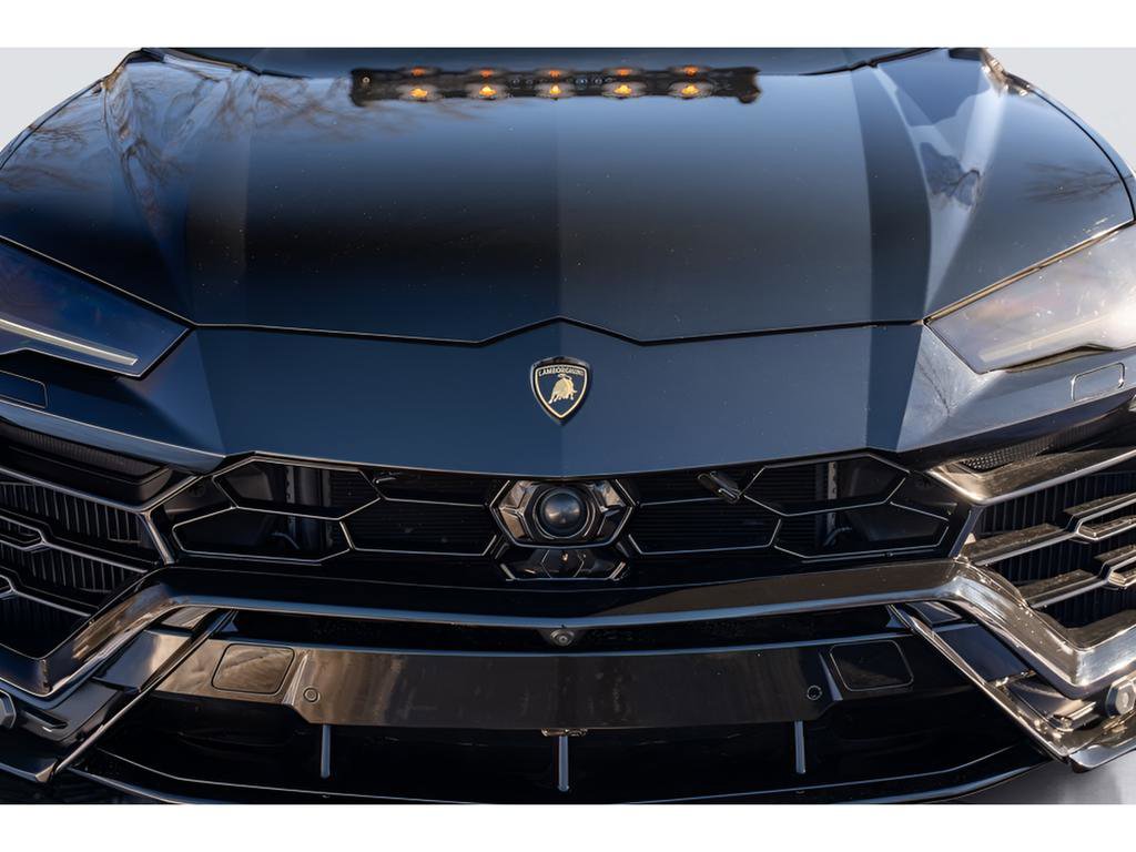 Used 2022 Lamborghini Urus image 6