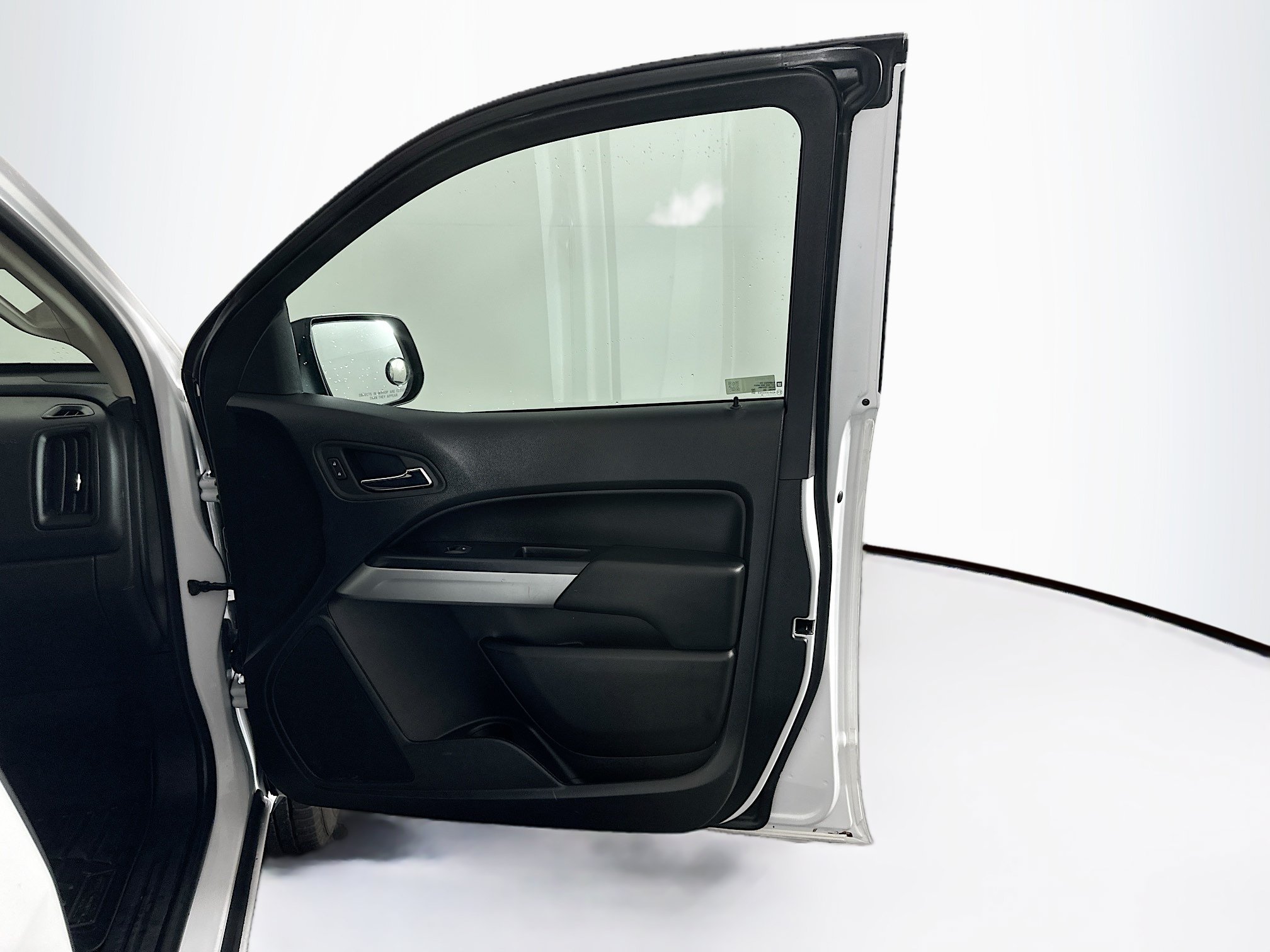 Used 2022 Chevrolet Colorado LT w/ Fleet Safety Package RWD image 29