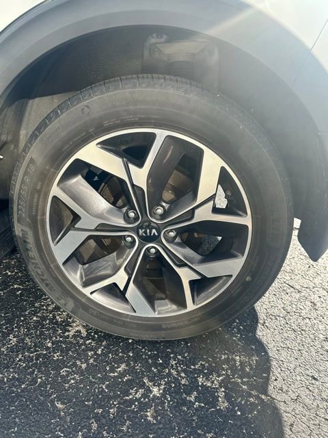 Used 2020 Kia Sportage EX image 20