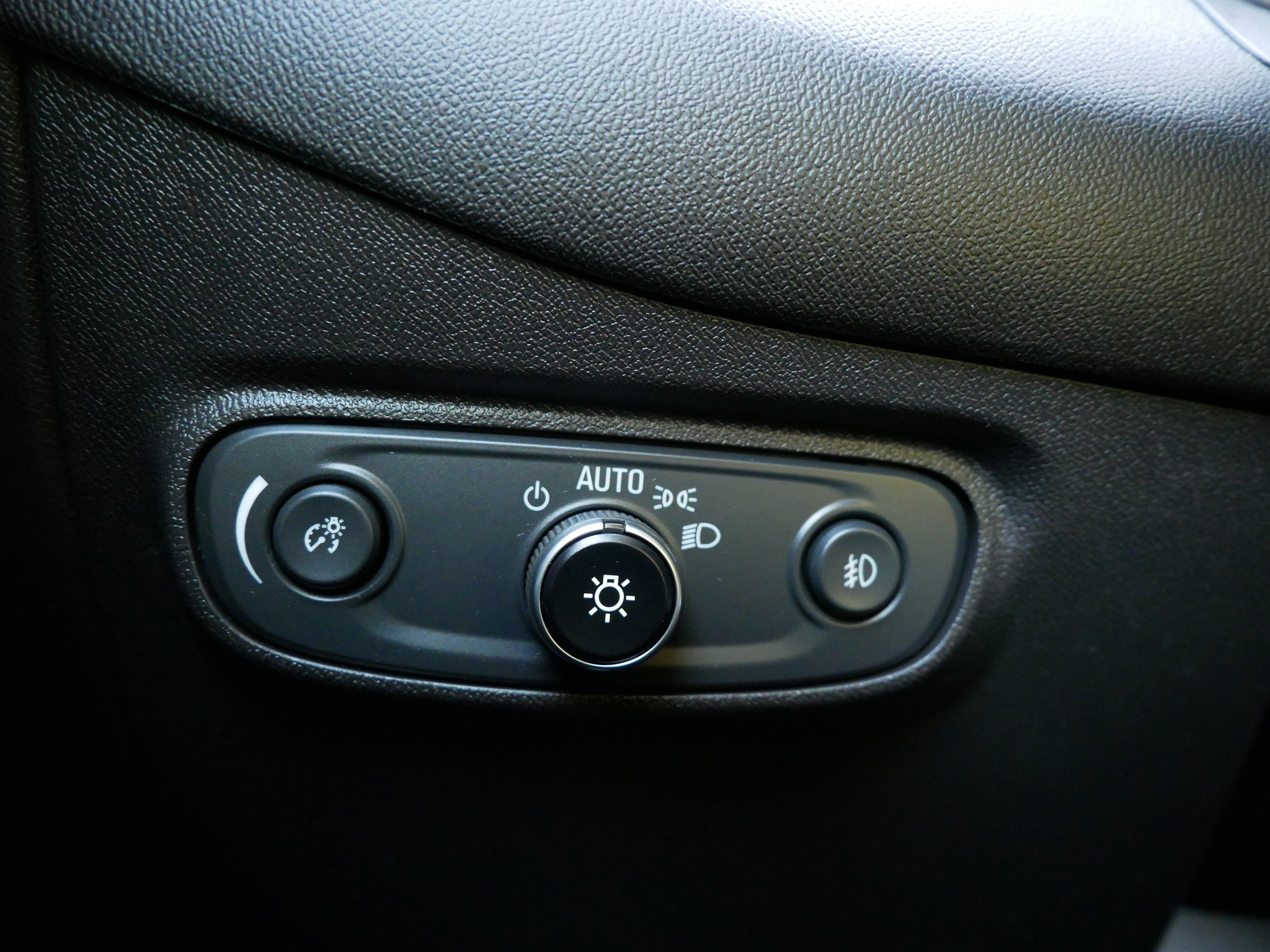 Used 2020 Chevrolet Equinox LT image 26