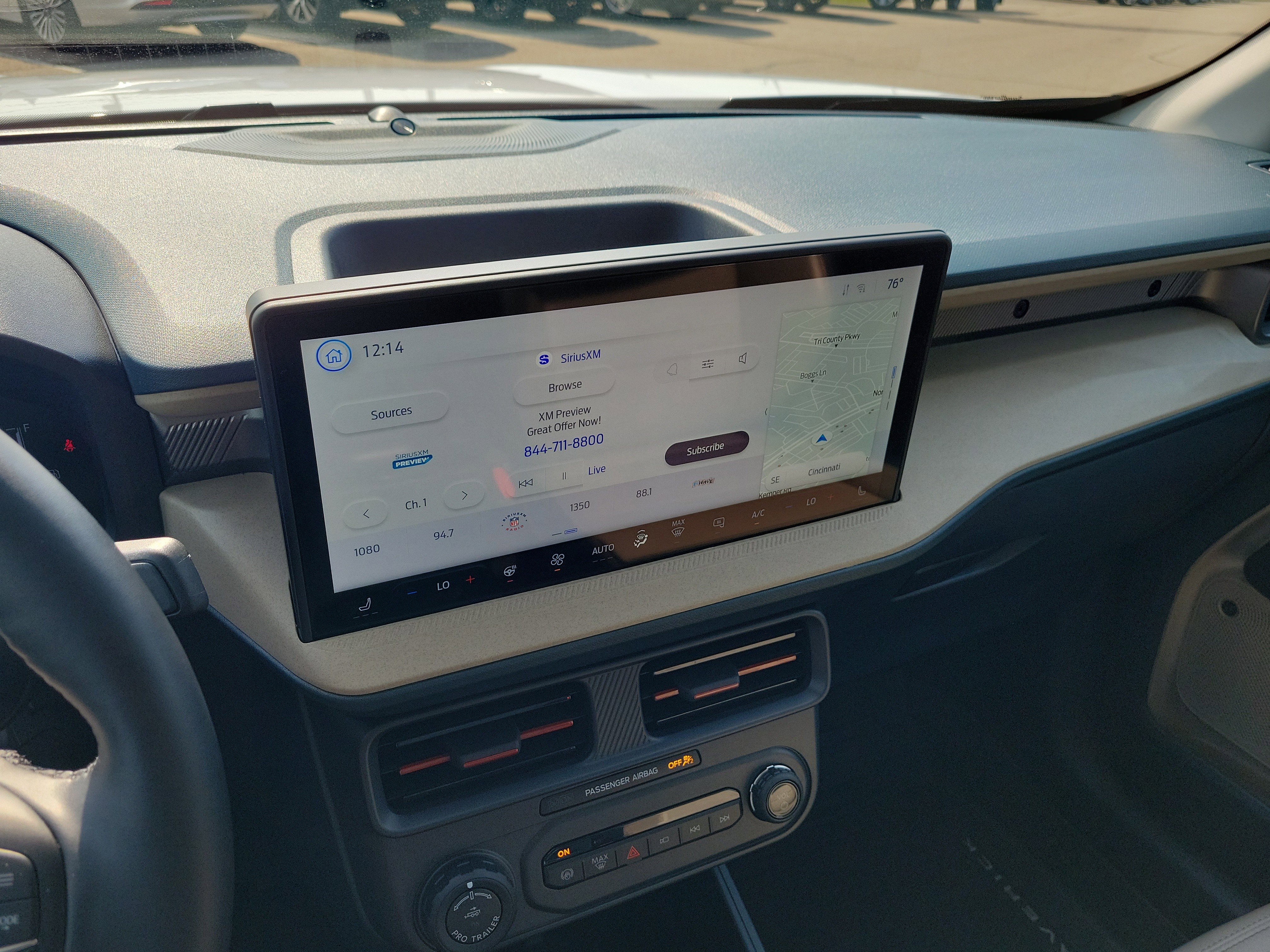 Used 2025 Ford Maverick Lariat image 27