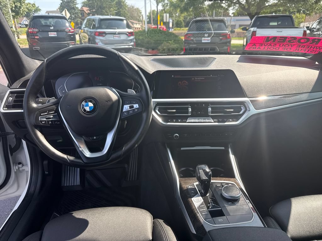 Used 2021 BMW 330i xDrive Sedan w/ Convenience Package AWD/4WD image 23