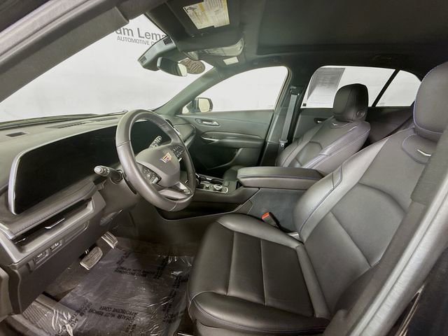 Used 2024 Cadillac XT4 Sport w/ Cold Weather Package image 22