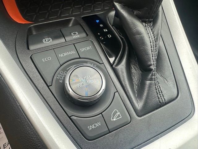 Used 2023 Toyota RAV4 Adventure image 32