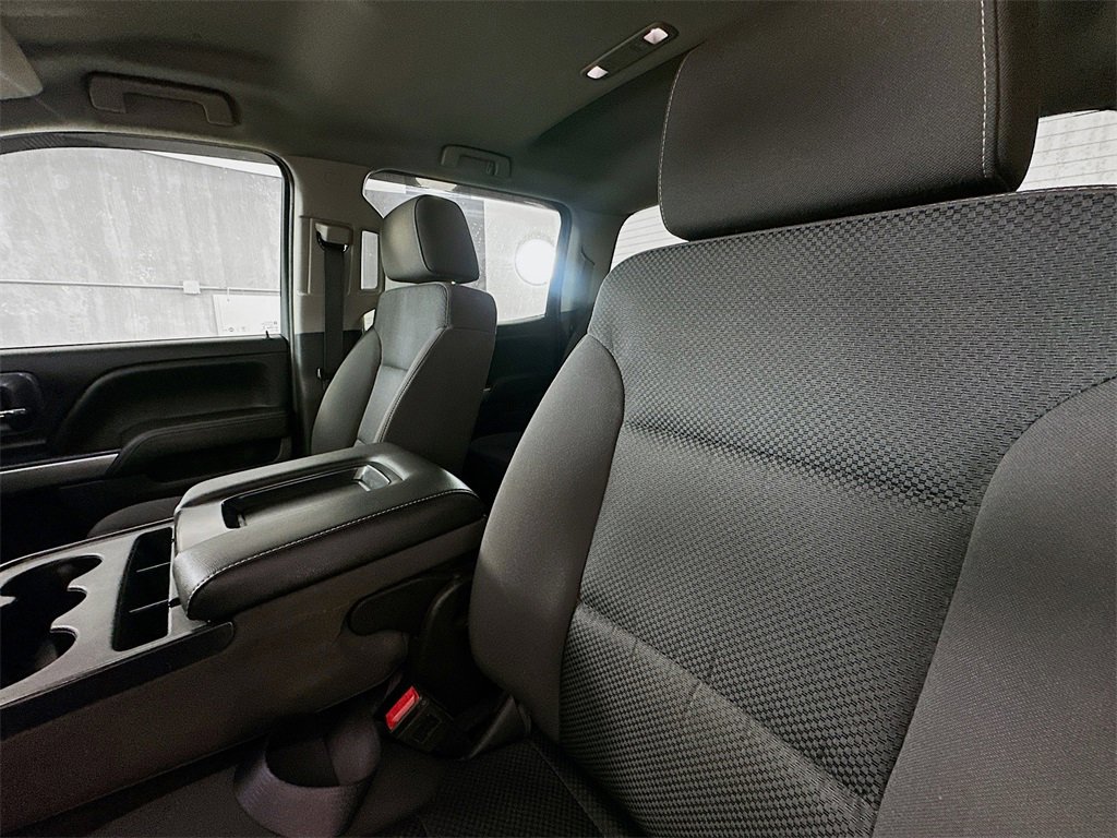 Used 2018 Chevrolet Silverado 1500 LT w/ All Star Edition image 20