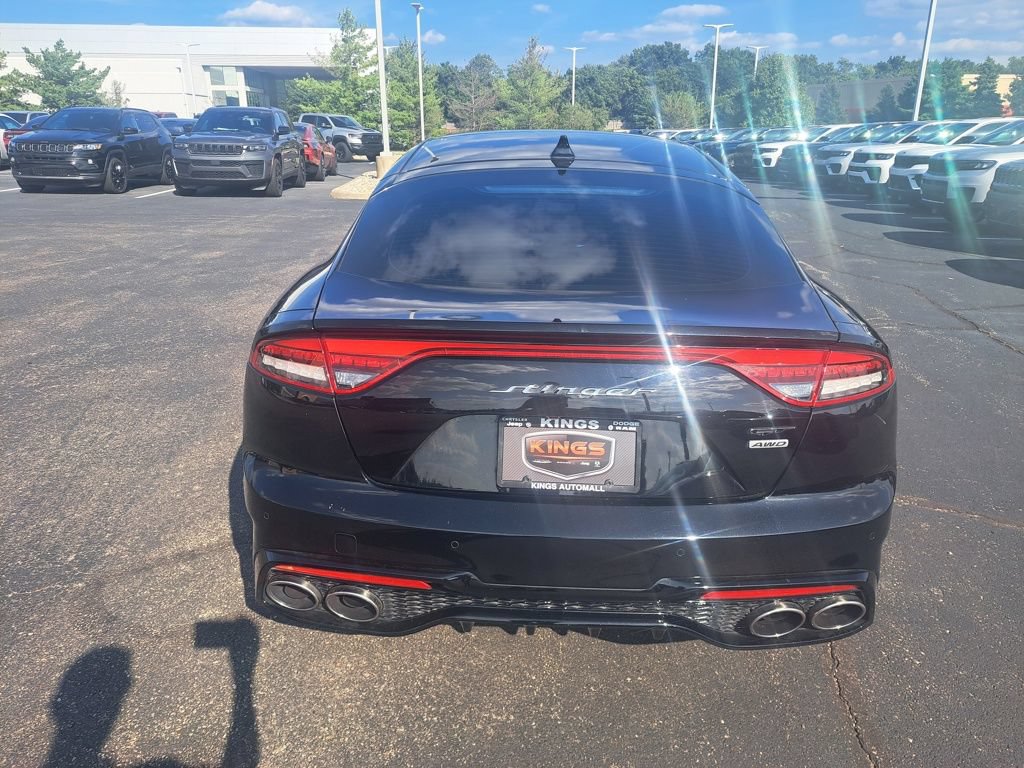 Used 2022 Kia Stinger GT2 AWD/4WD image 4