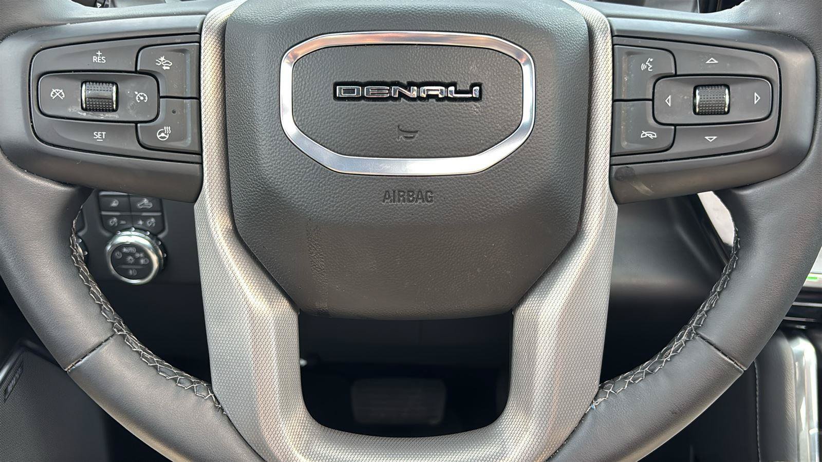 Certified 2024 GMC Sierra 1500 Denali w/ Technology Package AWD/4WD image 27