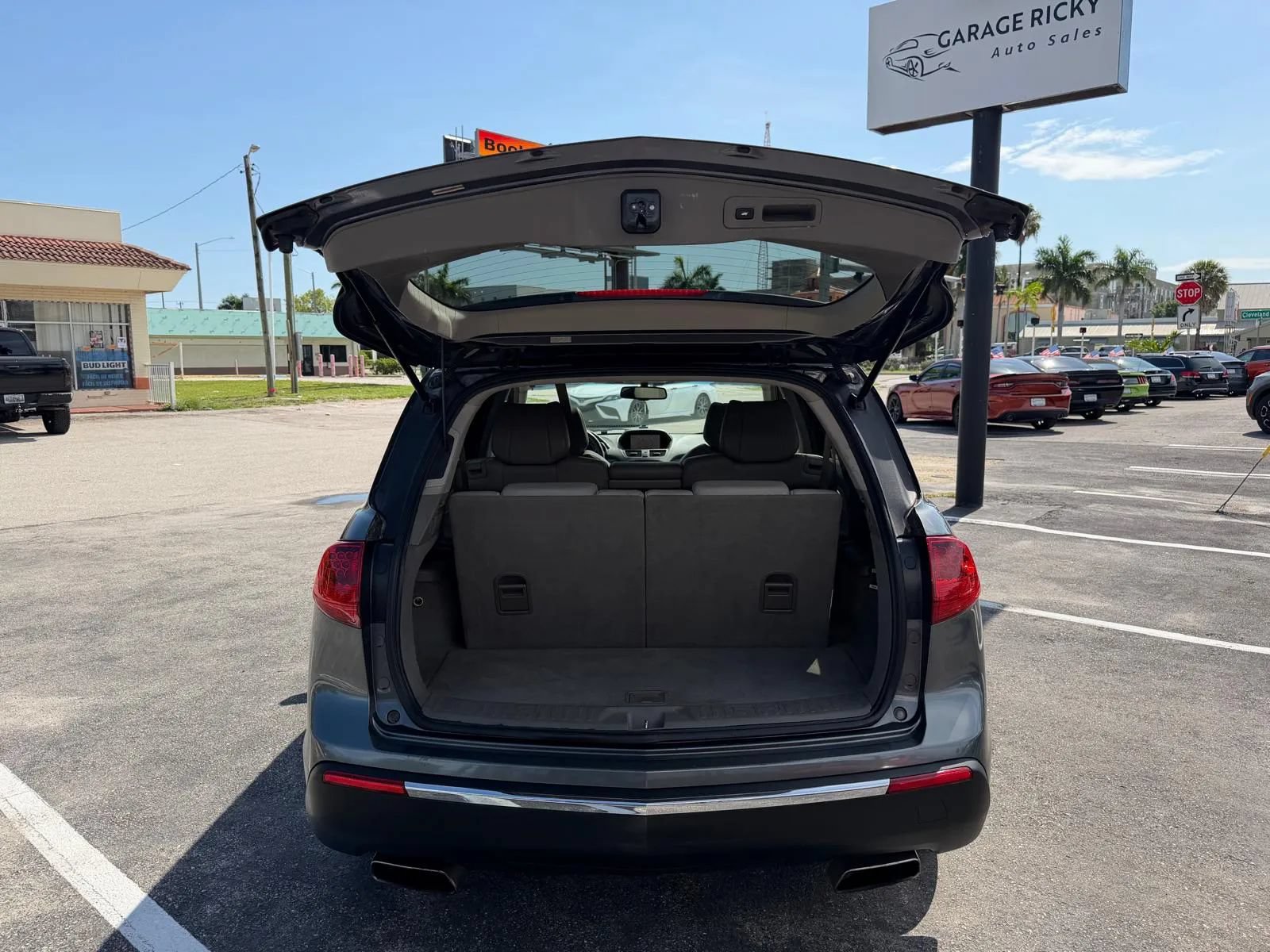 Used 2011 Acura MDX w/ Technology & Entertainment AWD/4WD image 31
