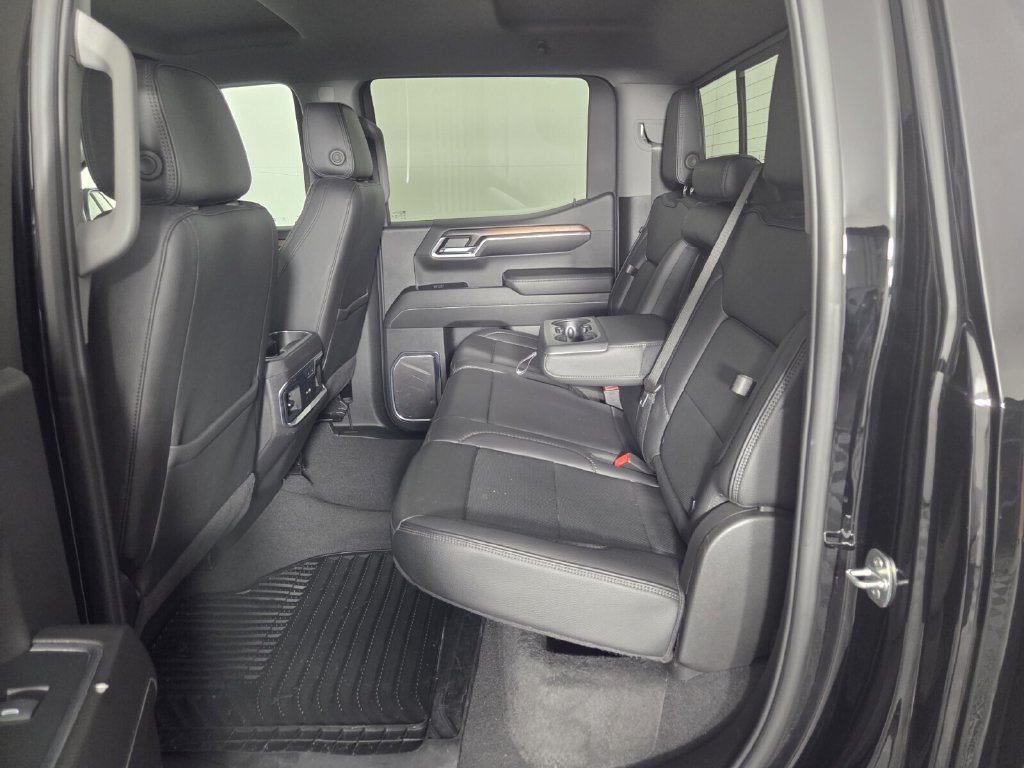 Used 2024 GMC Sierra 1500 Denali w/ Technology Package RWD image 24