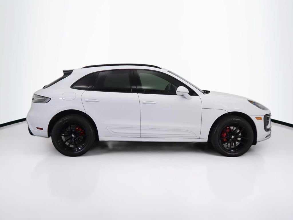 Used 2022 Porsche Macan S AWD/4WD image 4